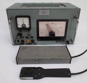 rsz_vintage_bbc_radio_microphone